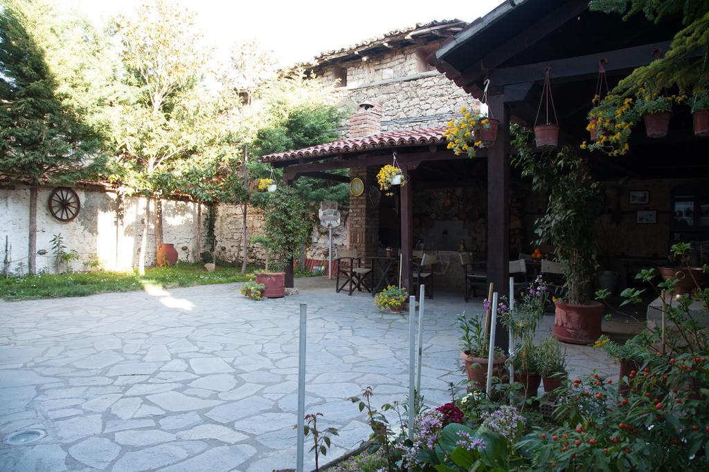 Hagiati Guesthouse Edessa Exterior foto